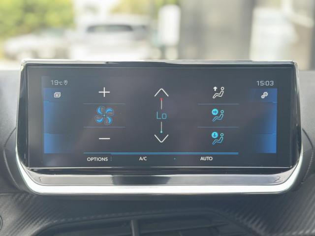 Peugeot 2008 image 9