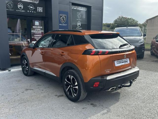 Peugeot 2008 image 8