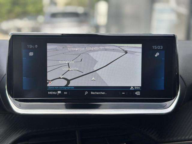 Peugeot 2008 image 2