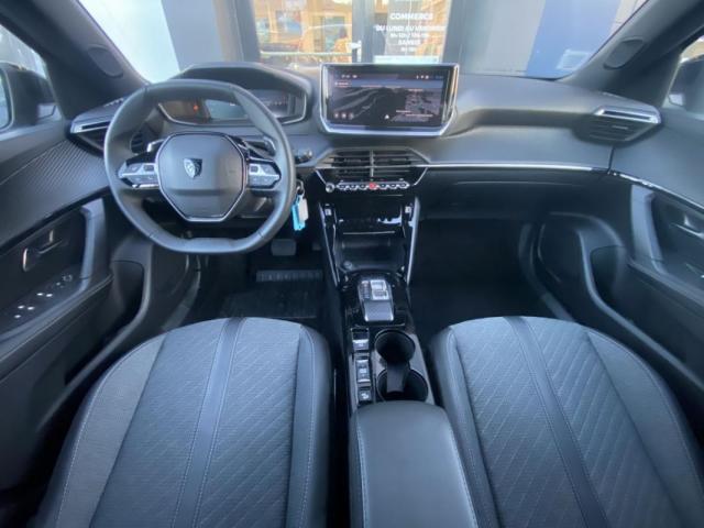 Peugeot 2008 image 7