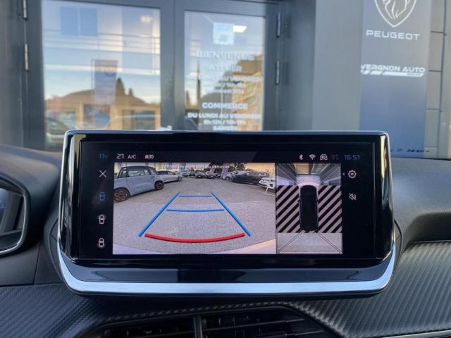 Peugeot 2008 image 1