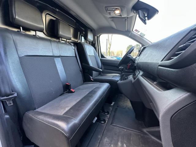 Citroen Jumpy image 1