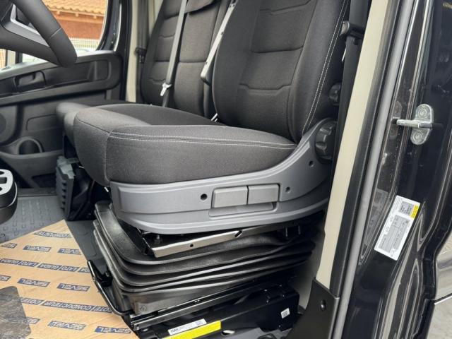 Peugeot Boxer image 8