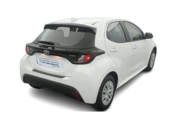 Toyota Yaris image 2