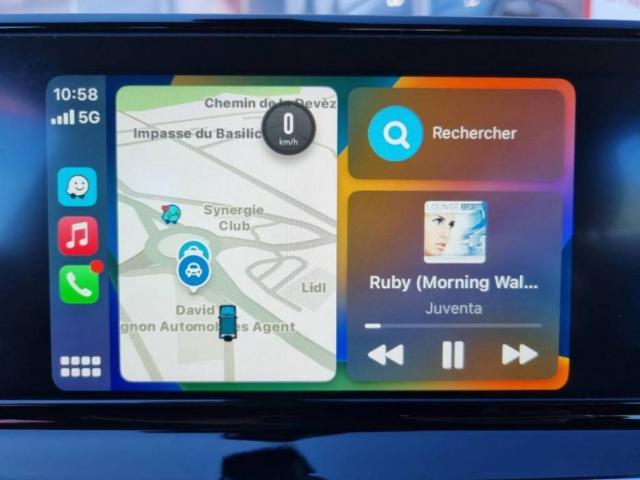 Peugeot 2008 image 2