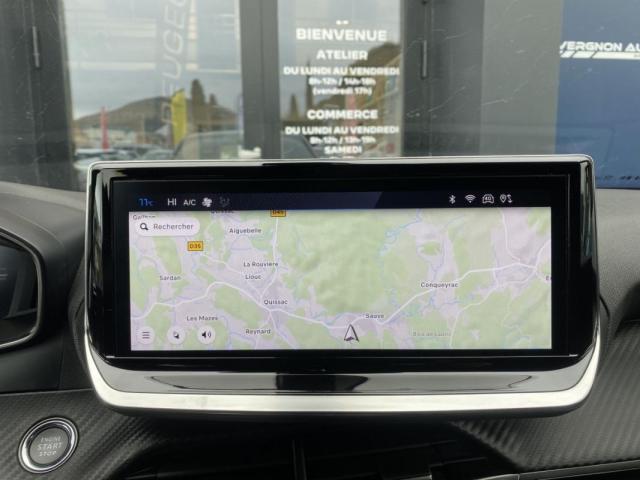 Peugeot 2008 image 3