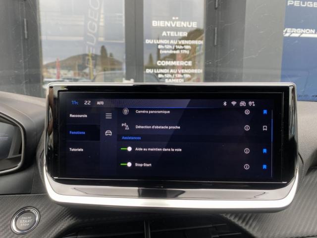 Peugeot 2008 image 2