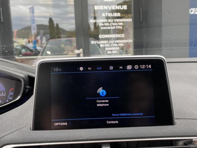 Peugeot 3008 image 2