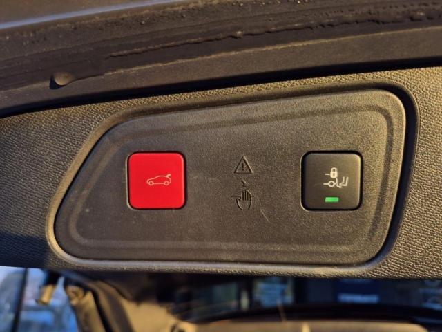 Peugeot 3008 image 2