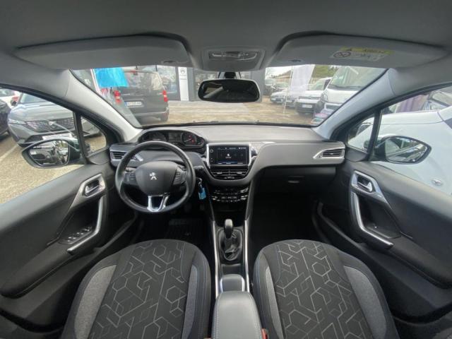 Peugeot 2008 image 4