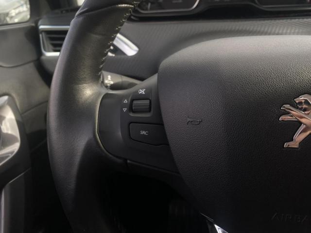 Peugeot 2008 image 7