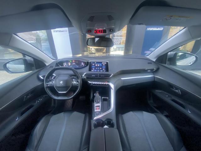 Peugeot 3008 image 3