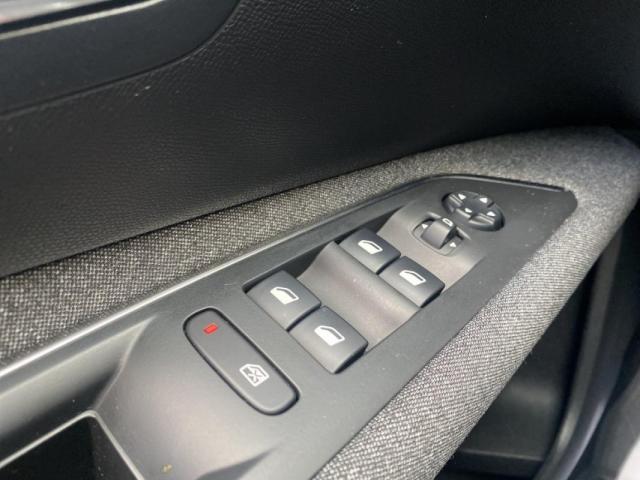 Peugeot 3008 image 4
