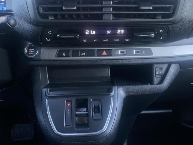 Citroen Jumpy image 1