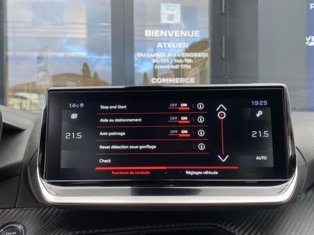 Peugeot 2008 image 9