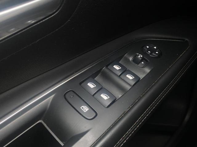 Peugeot 3008 image 8