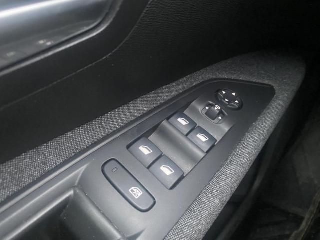 Peugeot 3008 image 3