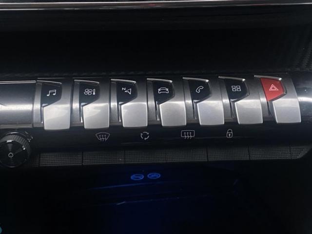 Peugeot 3008 image 6