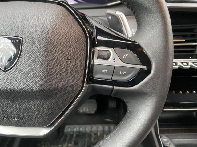 Peugeot 208 image 4