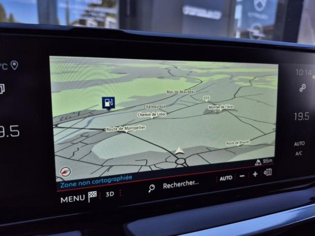 Peugeot 2008 image 1