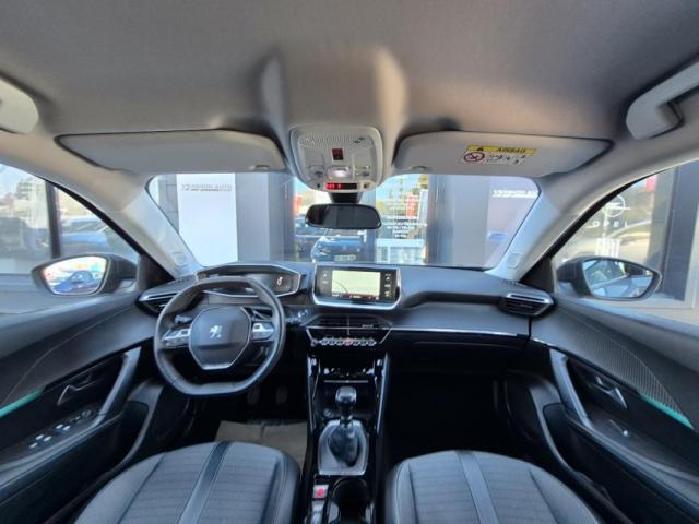 Peugeot 2008 image 3