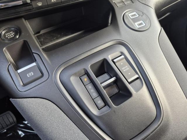 Peugeot Rifter image 6