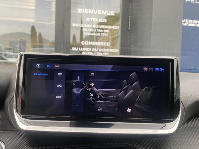 Peugeot 2008 image 1