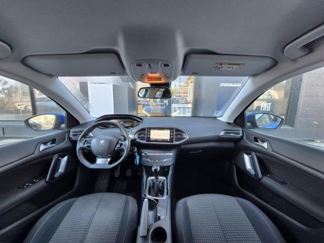 Peugeot 308 image 3