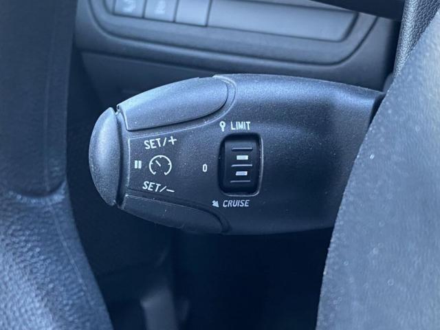 Peugeot 208 image 7