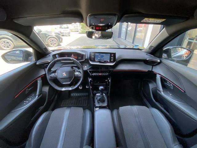 Peugeot 2008 image 1