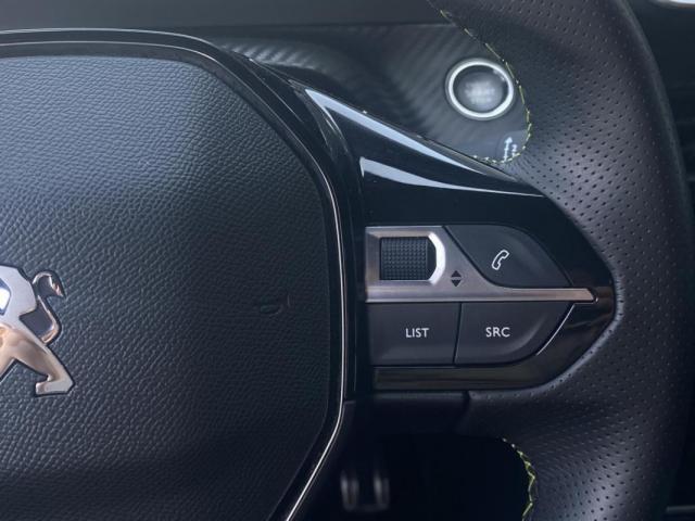 Peugeot 2008 image 4