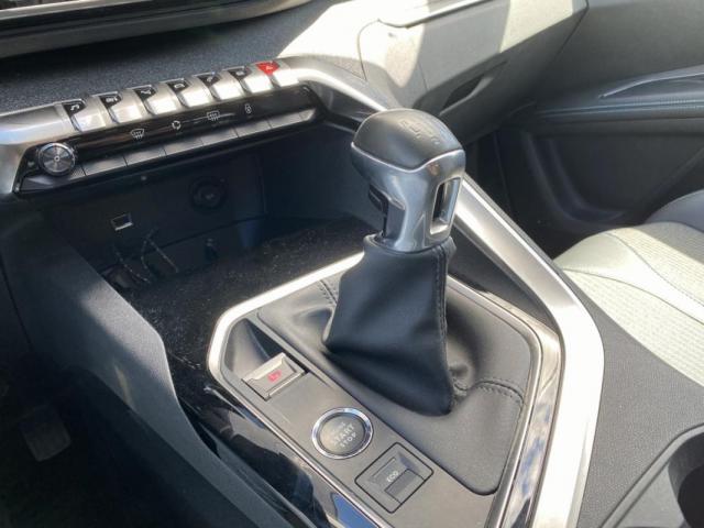 Peugeot 5008 image 5