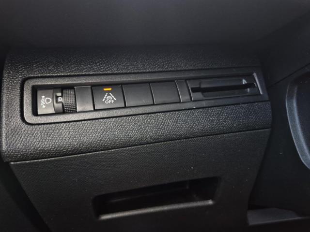 Peugeot 5008 image 3