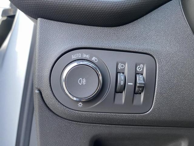 Opel Crossland image 6