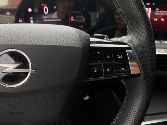 Opel Astra image 8