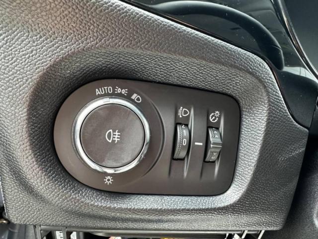 Opel Corsa image 2