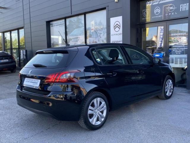 Peugeot 308 image 1