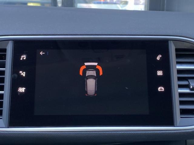 Peugeot 308 image 6