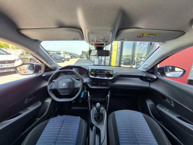 Peugeot 208 image 3