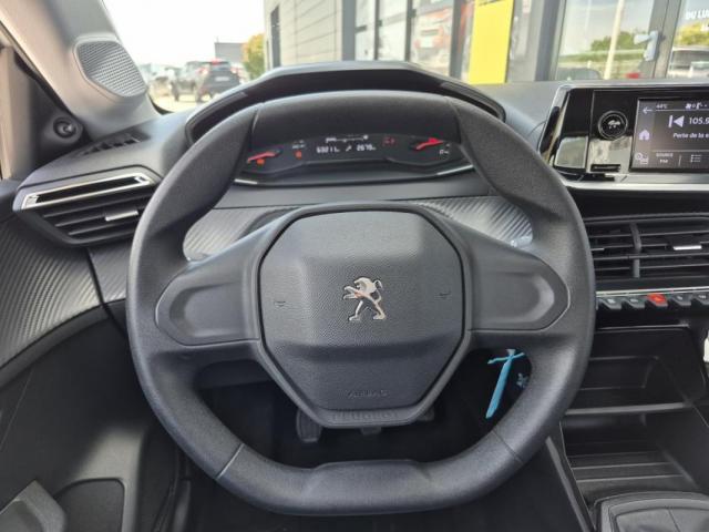 Peugeot 208 image 8