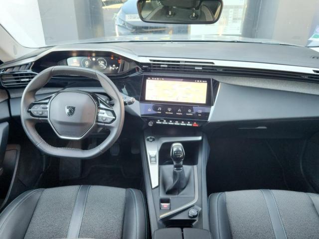 Peugeot 308 image 1