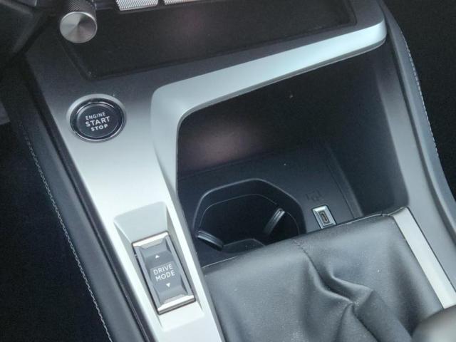 Peugeot 308 image 7