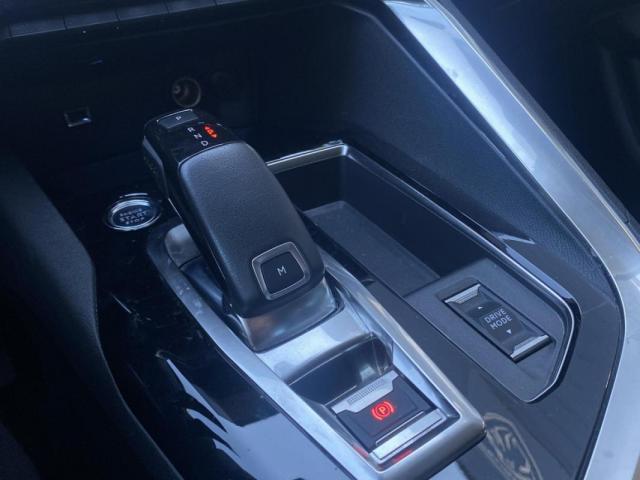 Peugeot 3008 image 3