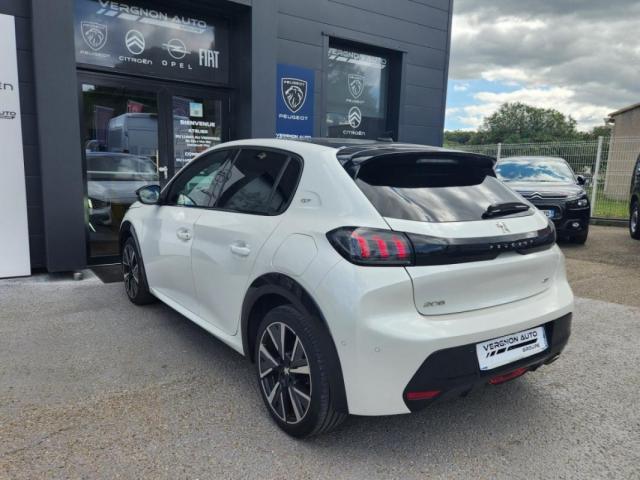 Peugeot 208 image 1