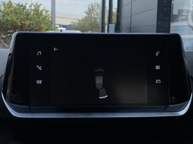 Peugeot 208 image 3