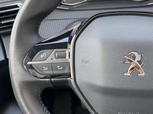 Peugeot 208 image 2