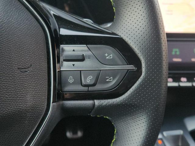 Peugeot 308 image 6