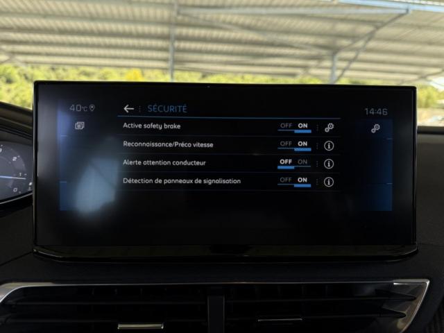 Peugeot 3008 image 3
