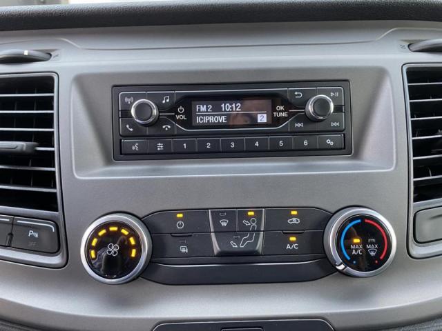 Ford Transit Custom image 8