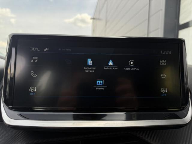 Peugeot 208 image 4